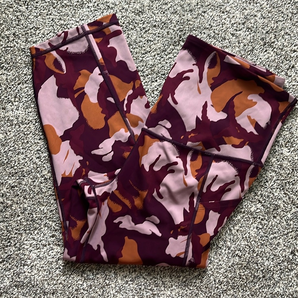 GAPfit Maternity 3/4 to 7/8 leggings